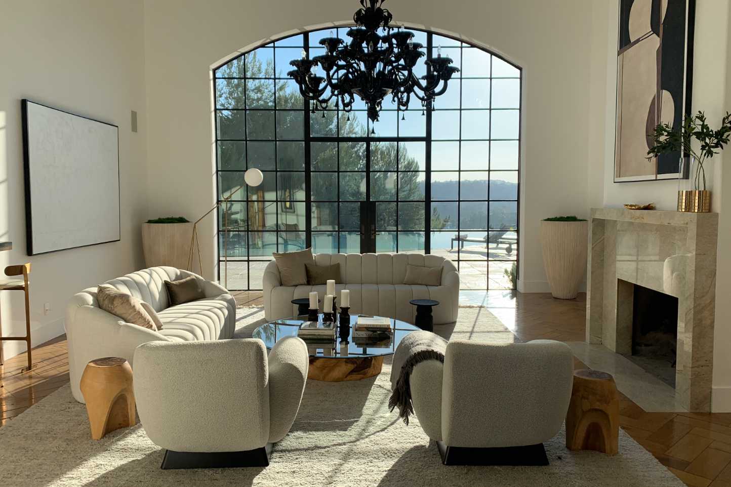 Wrys Sofa - Image 3